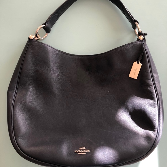 Large Coach shoulder bag. - Picture 13 of 16